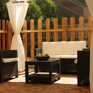  Bed and breakfast Vegan Airport - Adults Only - Late Check In Italia